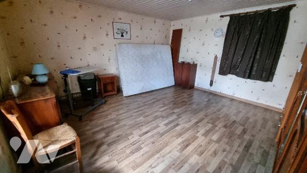 EXCLUSIVITE - Maison semi individuelle bâtie sur 648 m² de plain-pied