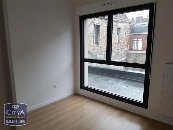 Appartement à louer 3 pièces 71.61m² Valenciennes (59300)