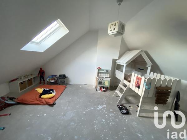 Maison 6 pièces de 117 m² à Perthes (77930)