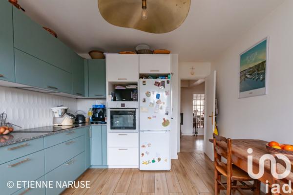 Maison traditionnelle 7 pièces de 138 m² à Poissy (78300)