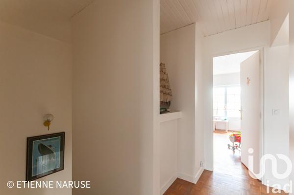 Maison traditionnelle 7 pièces de 138 m² à Poissy (78300)