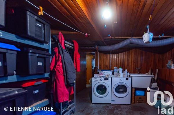 Maison traditionnelle 7 pièces de 138 m² à Poissy (78300)