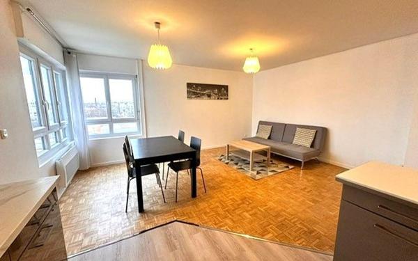 Appartement à vendre    2 pièces • 52,68 m2 Lyon 3