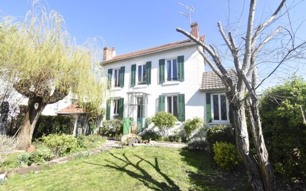 Maison à vendre    3 pièces • 74 m2 Cosne-Cours-sur-Loire