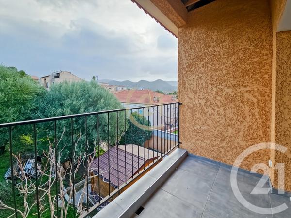 Appartement F3 à vendre  3 pièces - 74,30 m 2   ST FLORENT  - 202