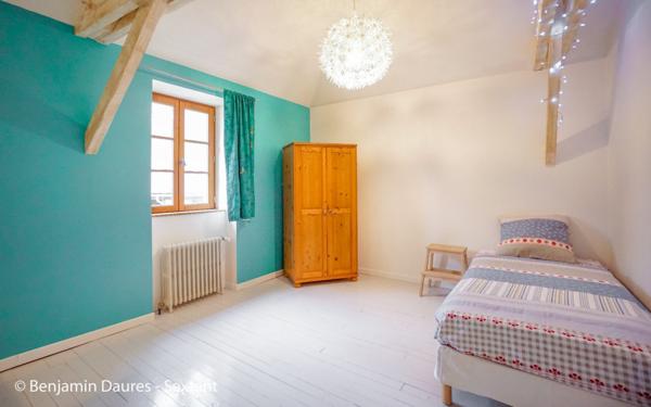 Maison de charme et 4 dépendances sur 2.5 hectares de terrain