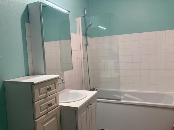 LAGNIEU - Appartement T2 duplex de 57 m² au 2ème étage  Lagnieu (01150)