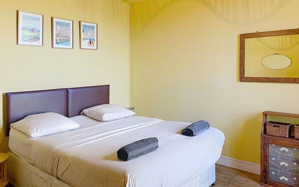 Maison à vendre    4 pièces •  La Force