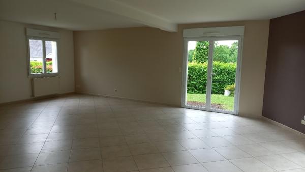 Maison Bonchamp Les Laval 7 pièce(s) 181.58 m2