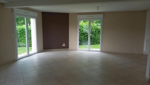 Maison Bonchamp Les Laval 7 pièce(s) 181.58 m2
