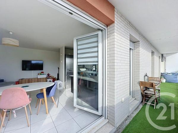 Appartement F3 à vendre  3 pièces - 60,56 m 2   CRETEIL  - 94