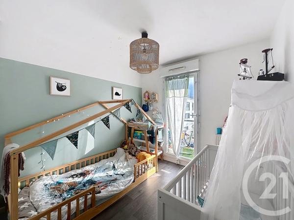 Appartement F3 à vendre  3 pièces - 60,56 m 2   CRETEIL  - 94