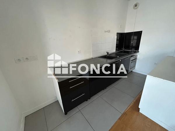 Location Appartement 2 pièces 46.6 m² - 7 PLACE CAMILLE GEORGES Lyon 69002