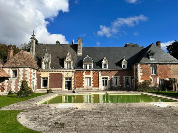 Magnifique Manoir XVIe au cœur d’un parc Lenôtre de 2 hectares