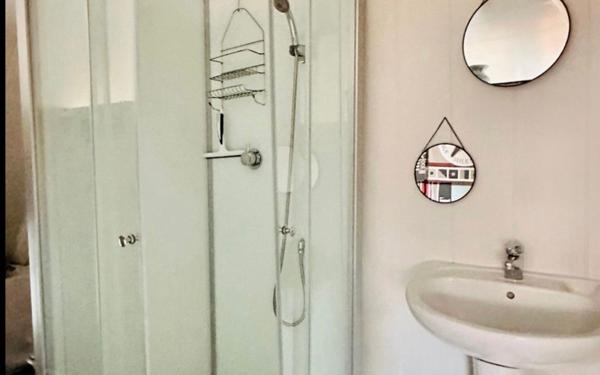 Maison à vendre    10 pièces •  Lanvéoc