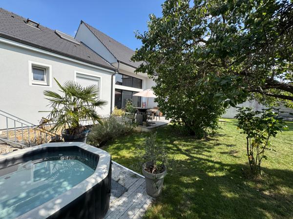 Saclay (91400) Lumière, calme et espace