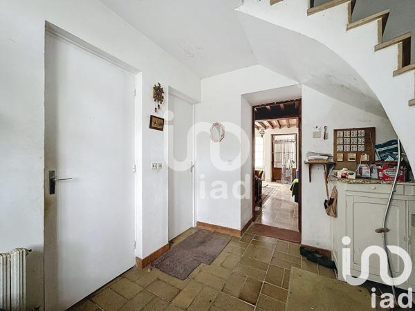 Maison rustique 5 pièces de 135 m² à Druyes-les-Belles-Fontaines (89560)