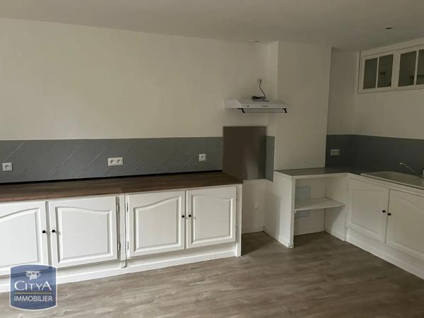 Appartement à louer 3 pièces 69.66m² Clermont-l'Hérault (34800)