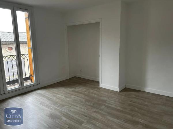 Appartement à louer 3 pièces 69.66m² Clermont-l'Hérault (34800)
