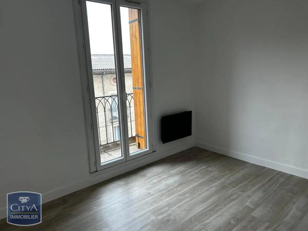 Appartement à louer 3 pièces 69.66m² Clermont-l'Hérault (34800)