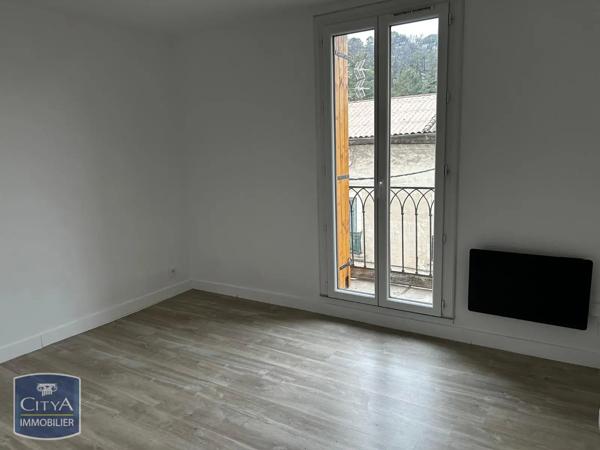 Appartement à louer 3 pièces 69.66m² Clermont-l'Hérault (34800)