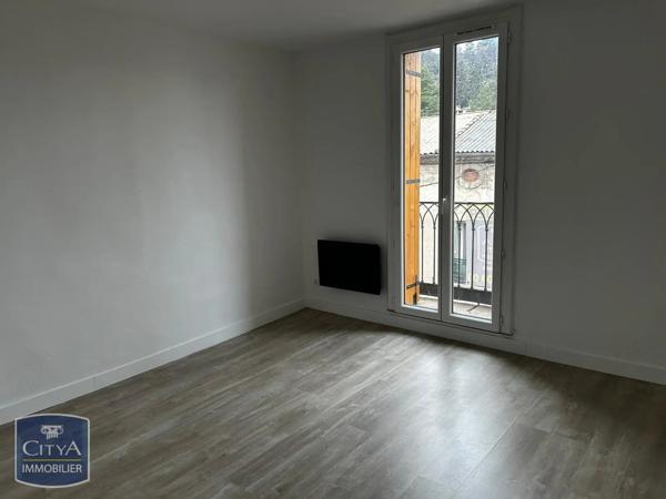 Appartement à louer 3 pièces 69.66m² Clermont-l'Hérault (34800)