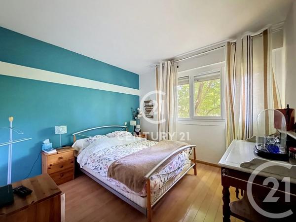 Appartement F4 à vendre  4 pièces - 76,26 m 2   MONTMORENCY  - 95