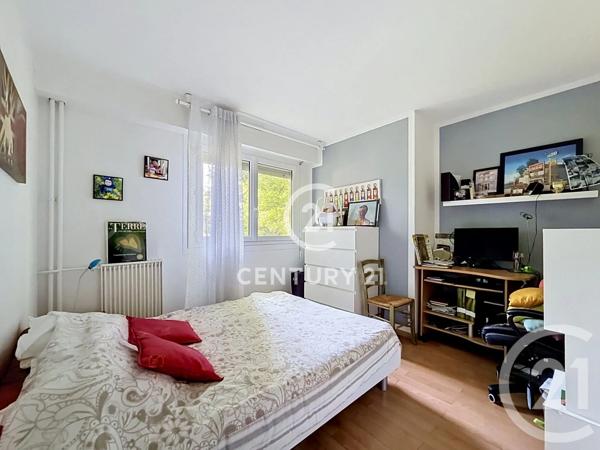 Appartement F4 à vendre  4 pièces - 76,26 m 2   MONTMORENCY  - 95