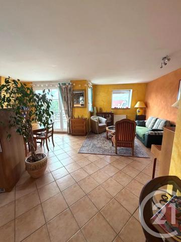 Appartement F4 à vendre  4 pièces - 75,90 m 2   CERGY  - 95