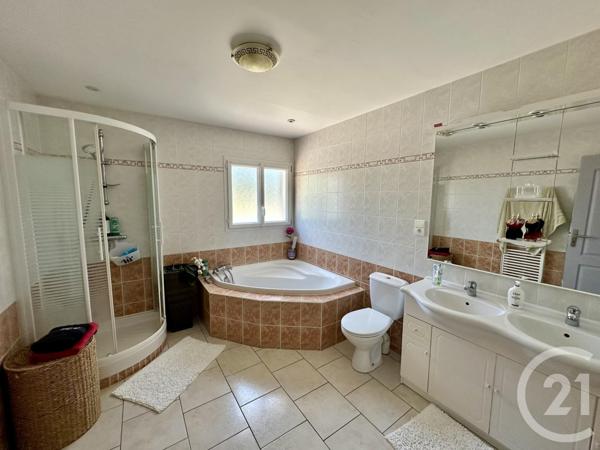 Maison à vendre  7 pièces - 231,87 m2 ST HILAIRE DE RIEZ - 85