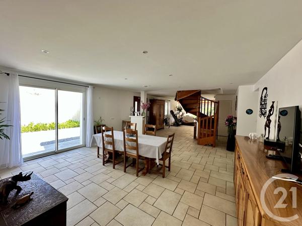 Maison à vendre  7 pièces - 231,87 m2 ST HILAIRE DE RIEZ - 85