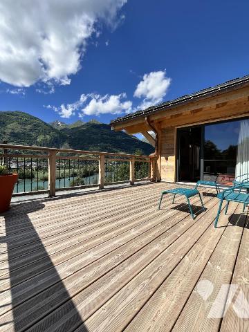 Chalet au pied des plus beaux domaines skiables des Alpes