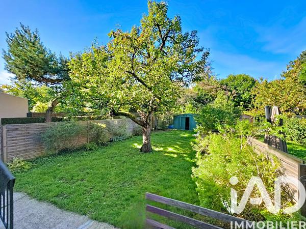 Maison à vendre 5 pièces 94 m² Suresnes