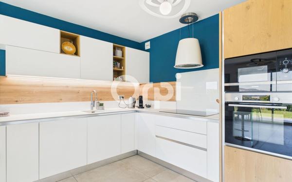 Maison à vendre    5 pièces • 99,30 m2 Mandelieu-la-Napoule