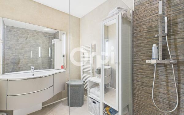 Maison à vendre    5 pièces • 99,30 m2 Mandelieu-la-Napoule