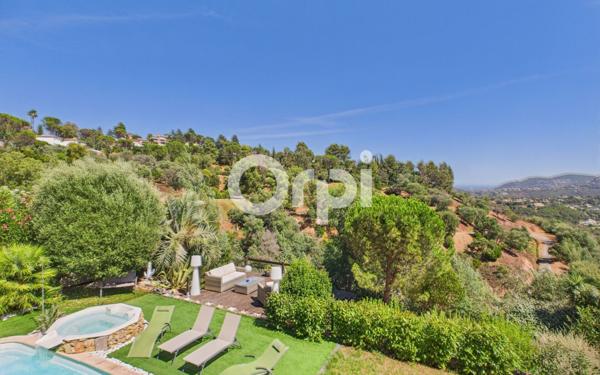 Maison à vendre    5 pièces • 99,30 m2 Mandelieu-la-Napoule