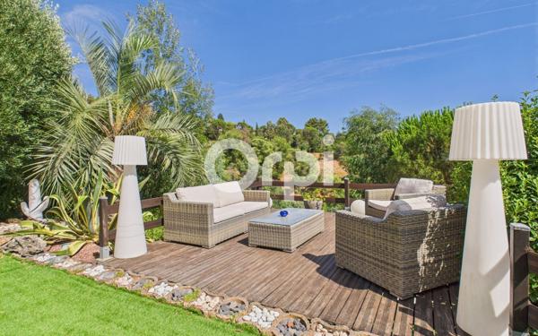 Maison à vendre    5 pièces • 99,30 m2 Mandelieu-la-Napoule