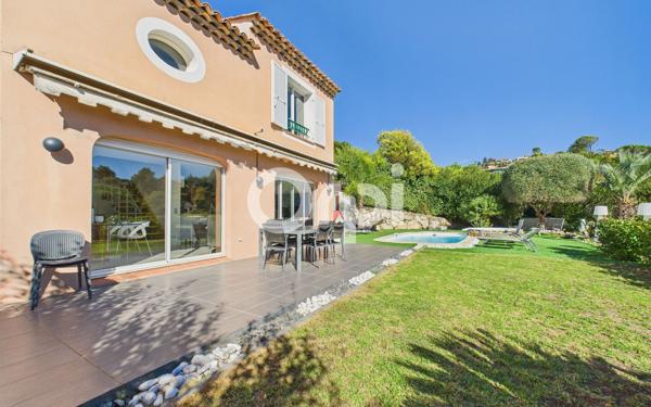 Maison à vendre    5 pièces • 99,30 m2 Mandelieu-la-Napoule