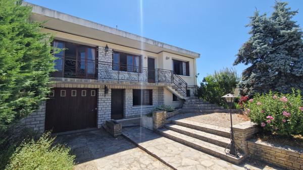 BERGERAC - MAISON 4 CHAMBRES AVEC HANGAR
