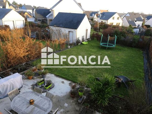 Location Maison 5 pièces 109.5 m² - 43 RUE CLAUDIE HAIGNERE Franqueville St Pierre 76520