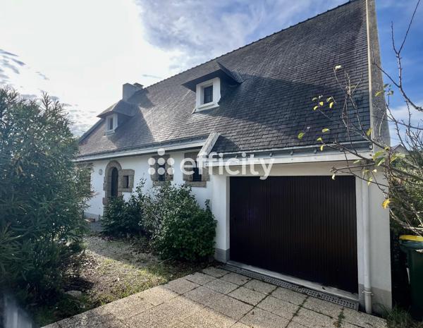 Maison
         5 pièces
        - 176 m² 549 000 € *