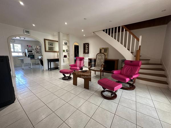 Maison Familiale 5 Chambres Avec Piscine Chauffée