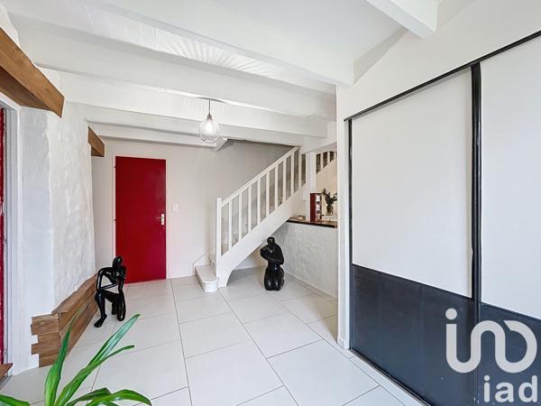 Maison à vendre 5 pièces 141 m² Saint-Hilaire-des-Loges