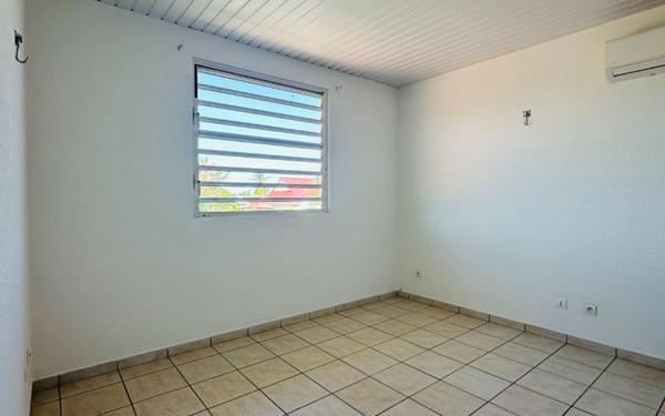 Maison à vendre    3 pièces •  Kourou