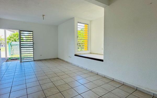 Maison à vendre    3 pièces •  Kourou
