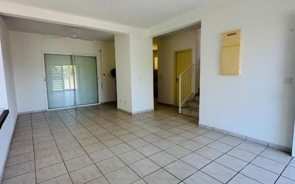 Maison à vendre    3 pièces •  Kourou