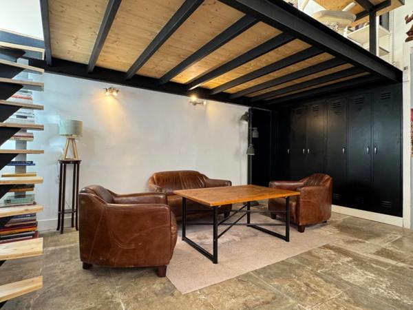 Appartement à vendre 2 pièces STLYE LOFT RENOVE MONTPELLIER CENTRE HISTORIQUE