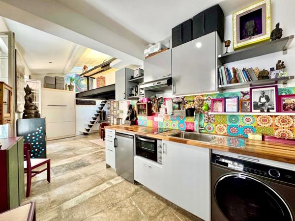 Appartement à vendre 2 pièces STLYE LOFT RENOVE MONTPELLIER CENTRE HISTORIQUE