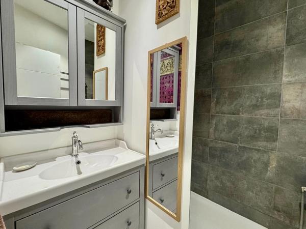 Appartement à vendre 2 pièces STLYE LOFT RENOVE MONTPELLIER CENTRE HISTORIQUE