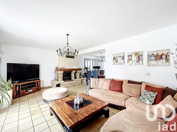 Maison à vendre 7 pièces 200 m² Pontault-Combault